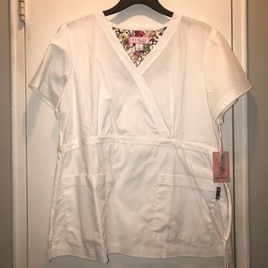 Koi white scrub top size LG